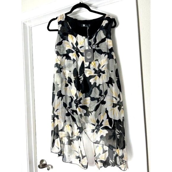 NWT Made in Italy Black Floral Silk Blend  Split Back Blouse Top Women’s sz XS - Picture 1 of 3